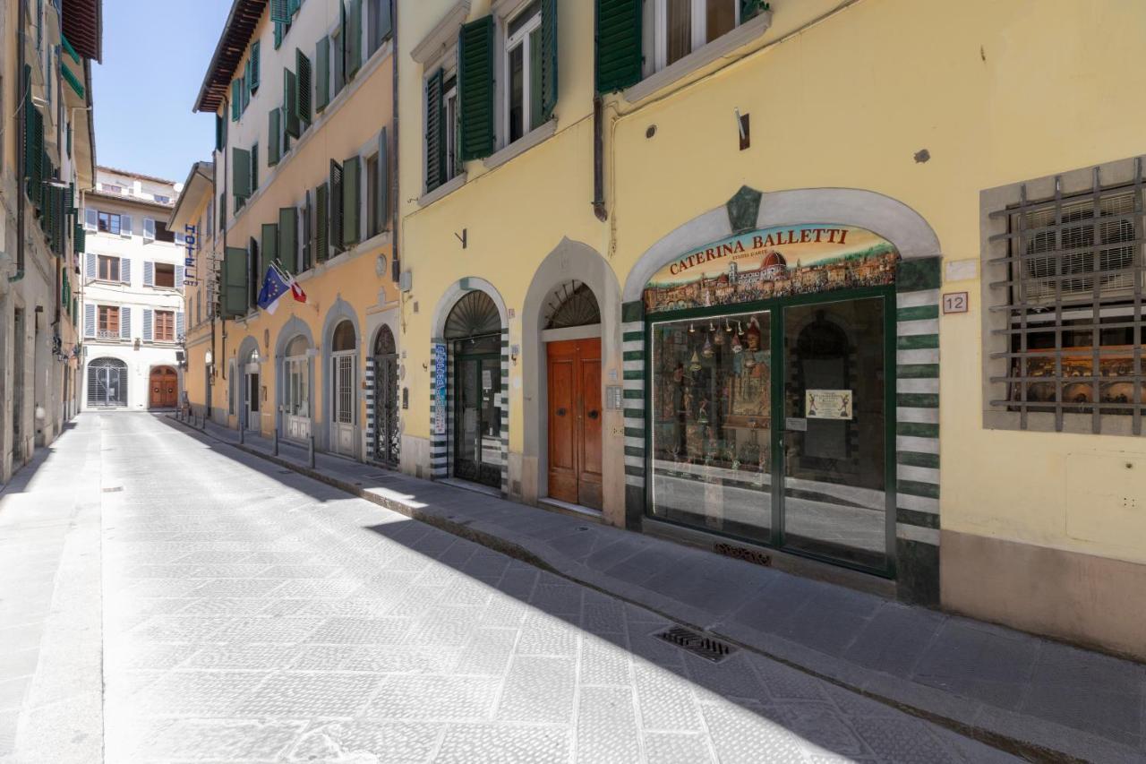 Pinocchio' S House In The Center Of Florence Exterior photo